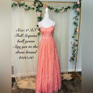 Elegant Pink Sequined Prom Dress